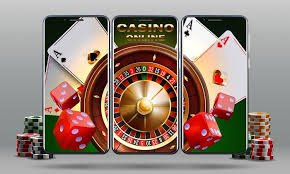 Texas Hold'em Poker ကတ်ဂိမ်း ကစားနေသောမြင်ကွင်း